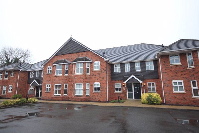 Crownoakes Drive Wordsley